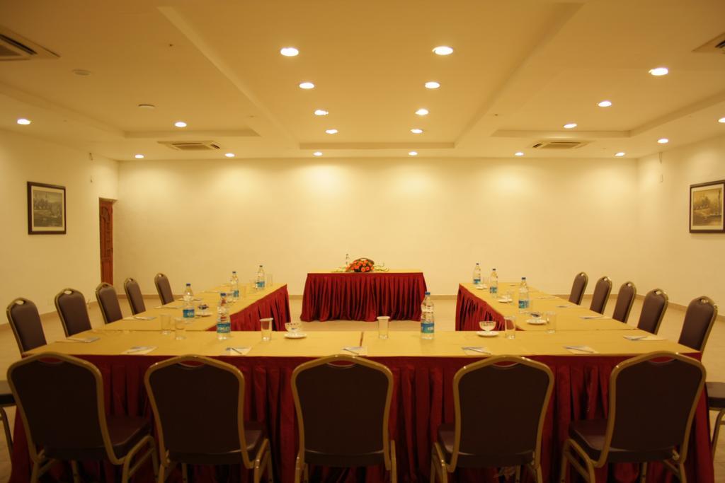 Chariot Beach Resort Mahabalipuram Zewnętrze zdjęcie