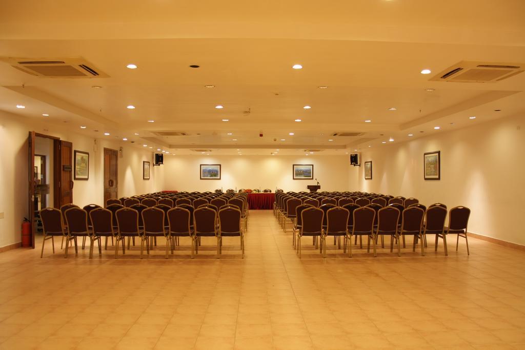 Chariot Beach Resort Mahabalipuram Zewnętrze zdjęcie