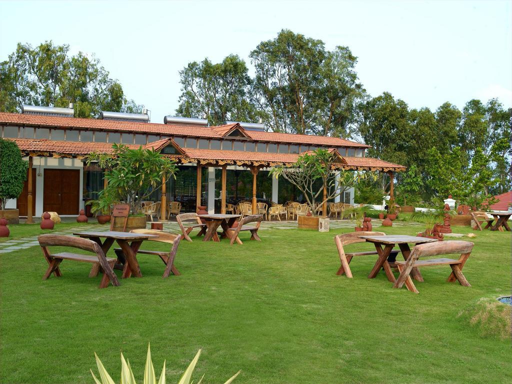 Chariot Beach Resort Mahabalipuram Zewnętrze zdjęcie